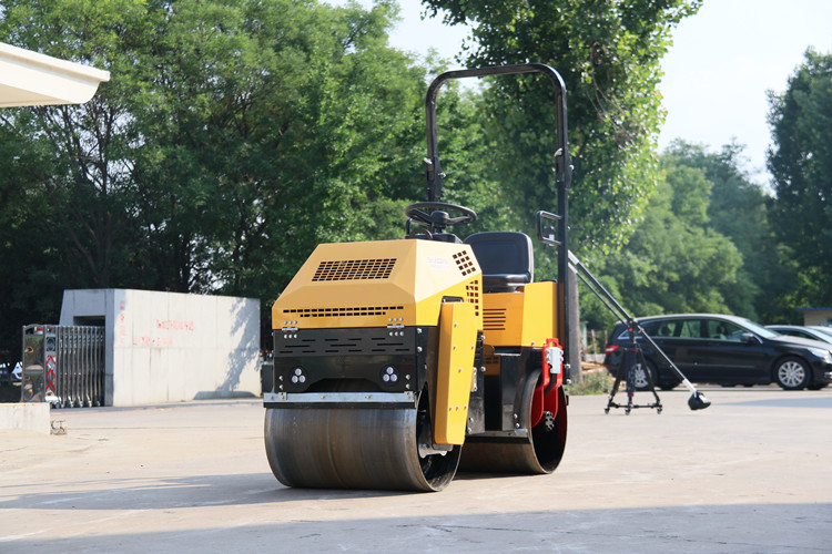 “明星款”小型壓路機(jī)，讓大家的選擇不再“迷路”！